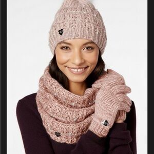 New Betsey Johnson Blush Pink Knit Tuque Hat White Pom Pom